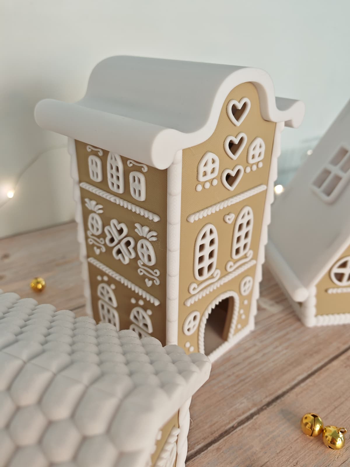 Lebkuchenhaus groß – Weihnachtsdeko, LED-fähig, Märchenhaus für Teelicht, Weihnachtsdorf L, 17,5 cm
