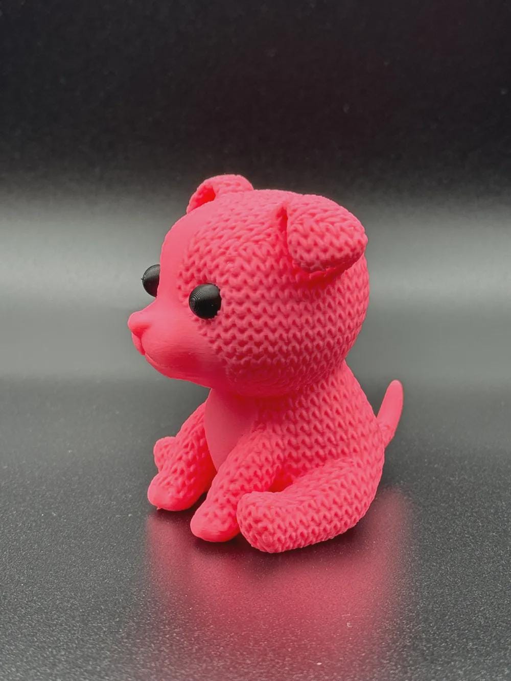 Kleiner Pitbull in Strickoptik treue Miniaturfigur als Geschenk, Deko oder für Hundefans