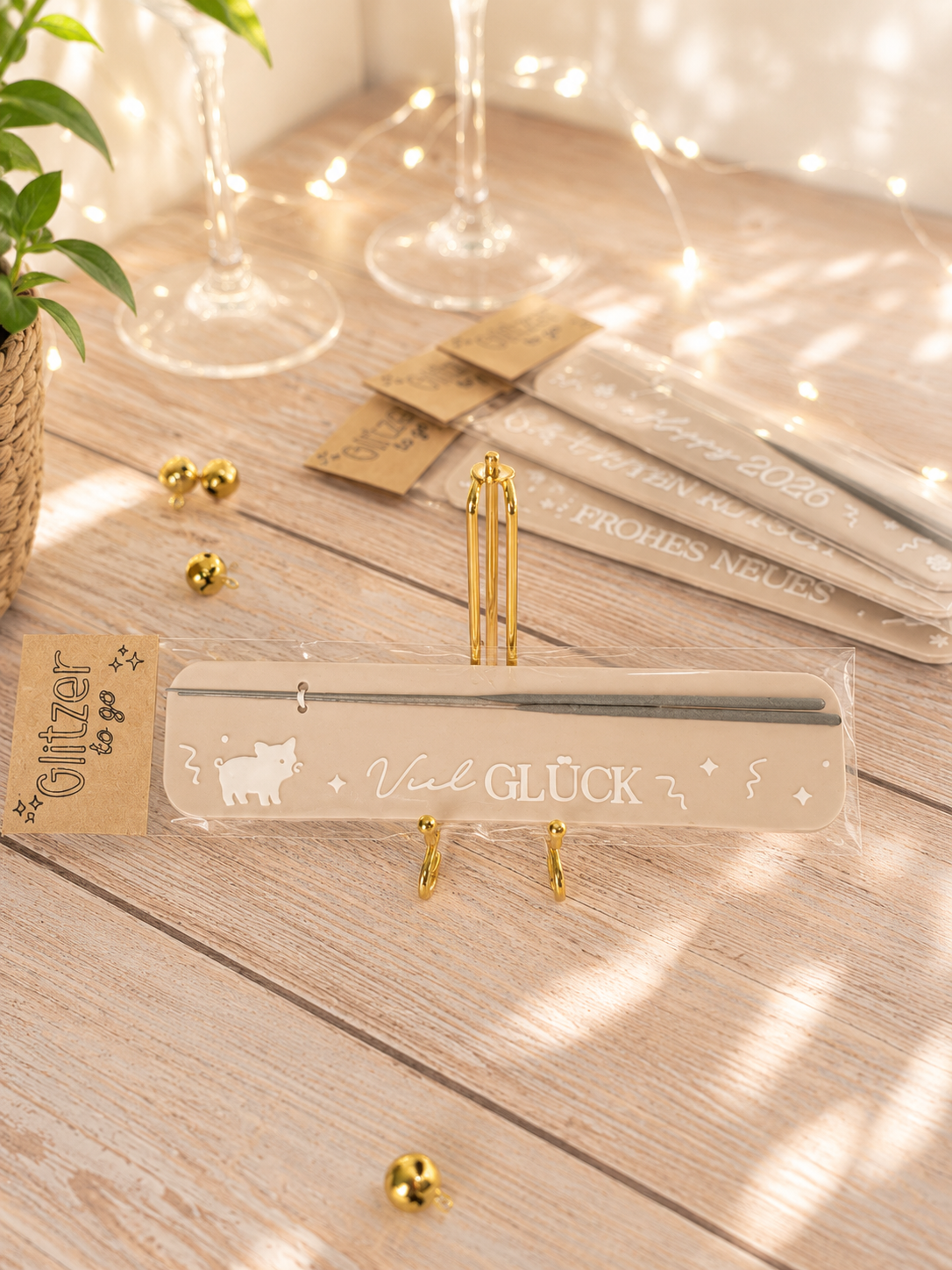 Glitzer-to-go Wunderkerzen Brettchen – kleines Geschenk & liebevolles Mitbringsel von CozyLabs Design
