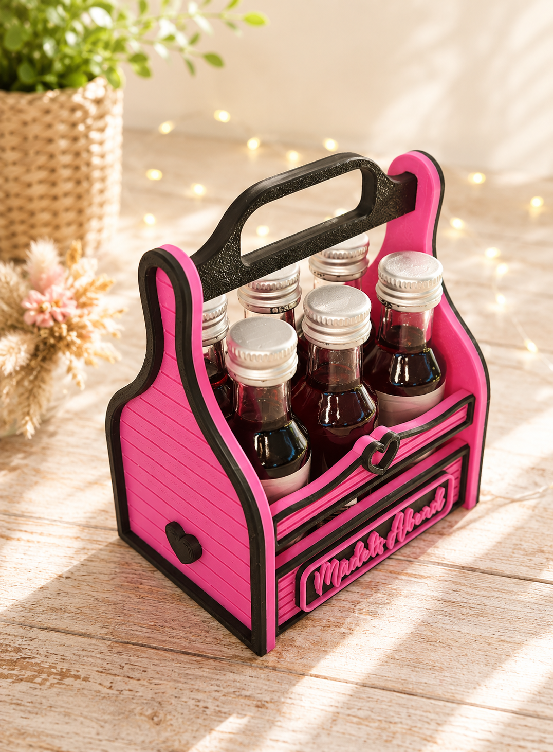 Schnapskorb für 6 Fläschchen als Geschenkidee von CozyLabs Design