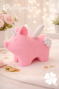 Spardose Mathilde das Schweinhorn – rosa 3D-Magie mit Flügeln & Horn (19 × 15,5 × 10 cm)