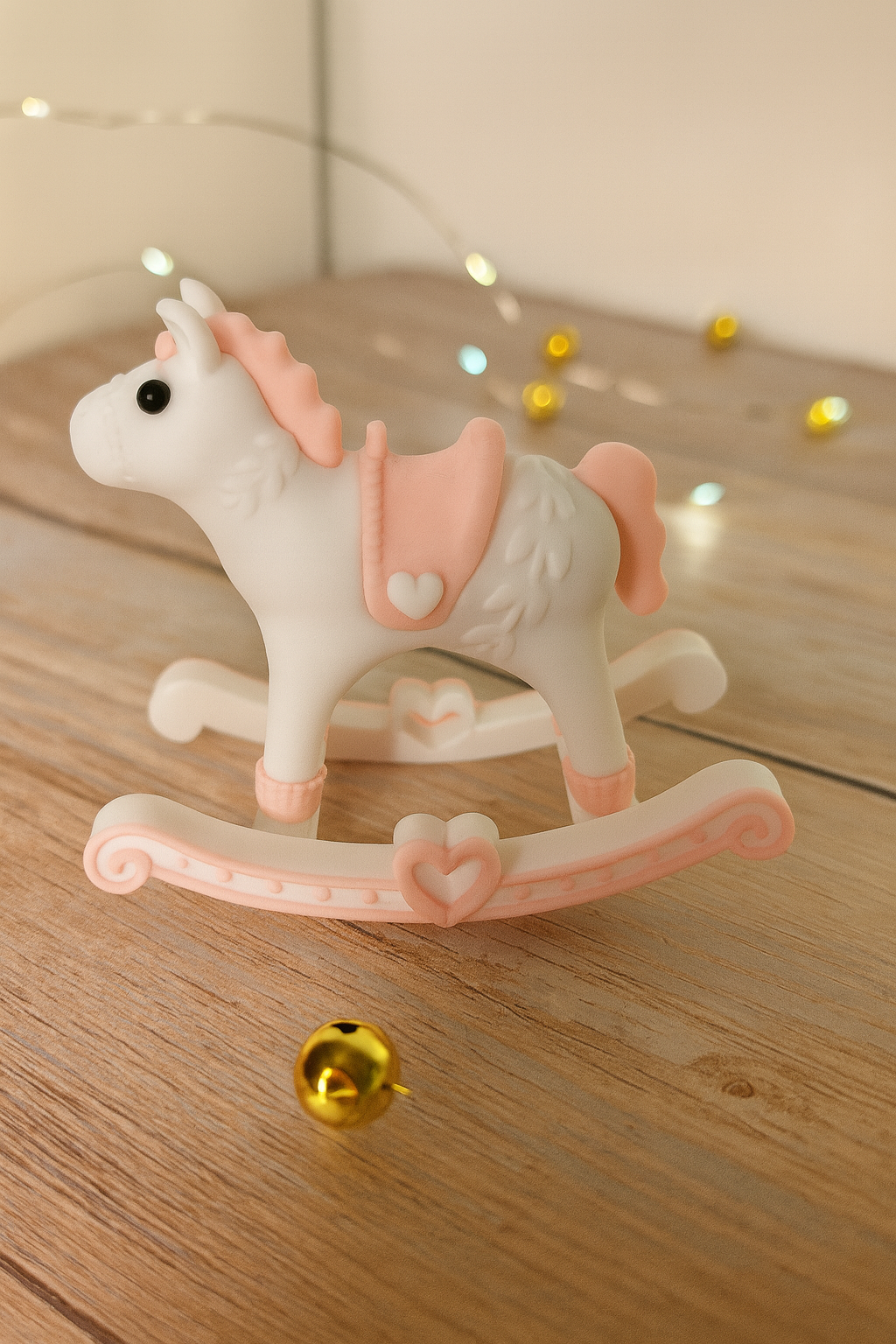 Schaukelpferd von CozyLabs Design, große und kleine Version, zauberhafte Hygge-Weihnachtsdeko