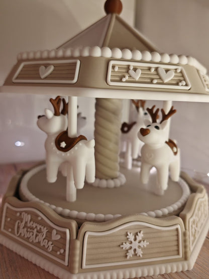 Ein Hauch Kindheitszauber – Das magische Weihnachts-Karussell ✨