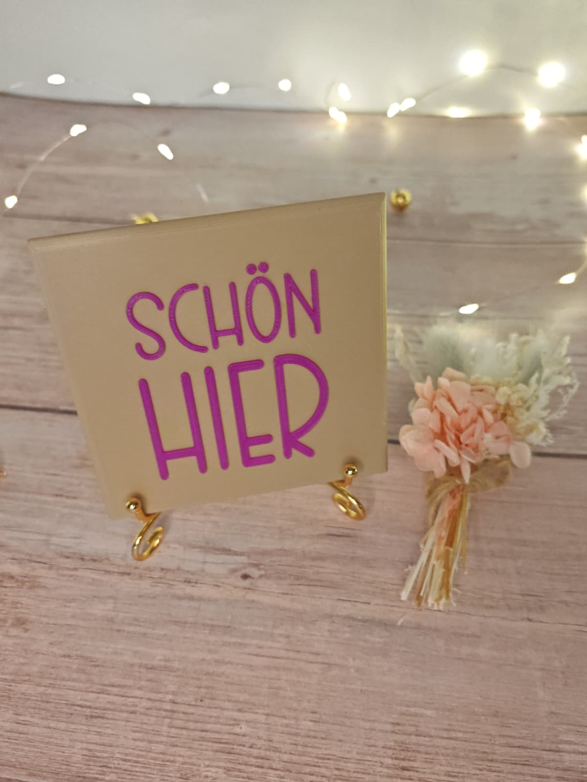 Sprüchekachel „Kachel 2 Go“ – "Schön hier"
