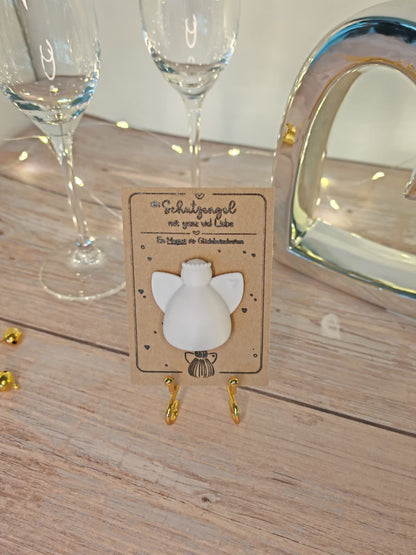 Paulinchen Schutzengel-Magnet – Süßer Glücksbringer mit Brettchen oder Karte | Liebevolles Geschenk & Schutzengel