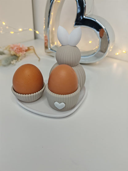 Eierbecher in Hasenform mit Tablett & Extra-Becher