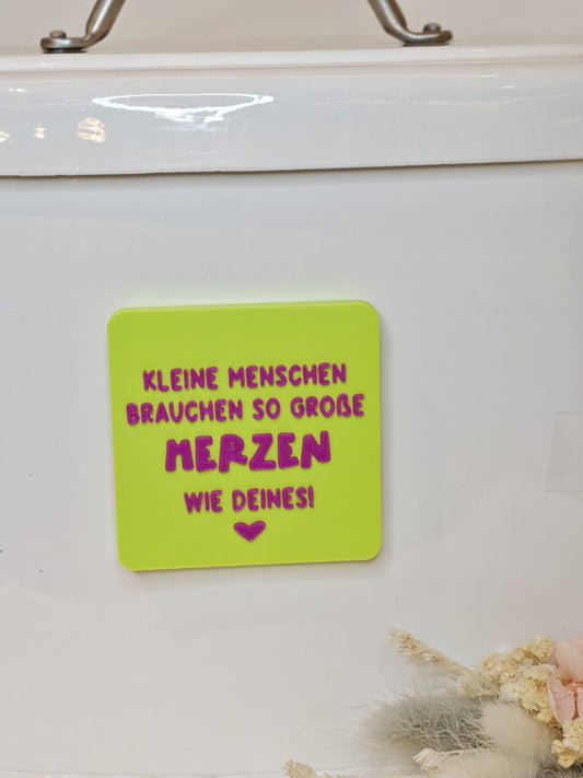 Happy Little Quote Magnet – Statement2Go "Kleine Menschen brauchen so große Herzen wie deins"