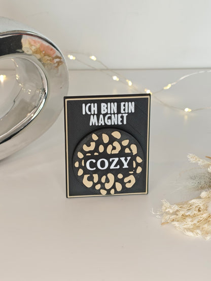 Leo Magnet auf Dekoplatte – stilvoller Magnet mit Statement