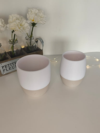Moderner Herz-Becher im Fuzzy Skin Look – minimalistischer Dekobecher | Geschenkidee zu Ostern & Frühling