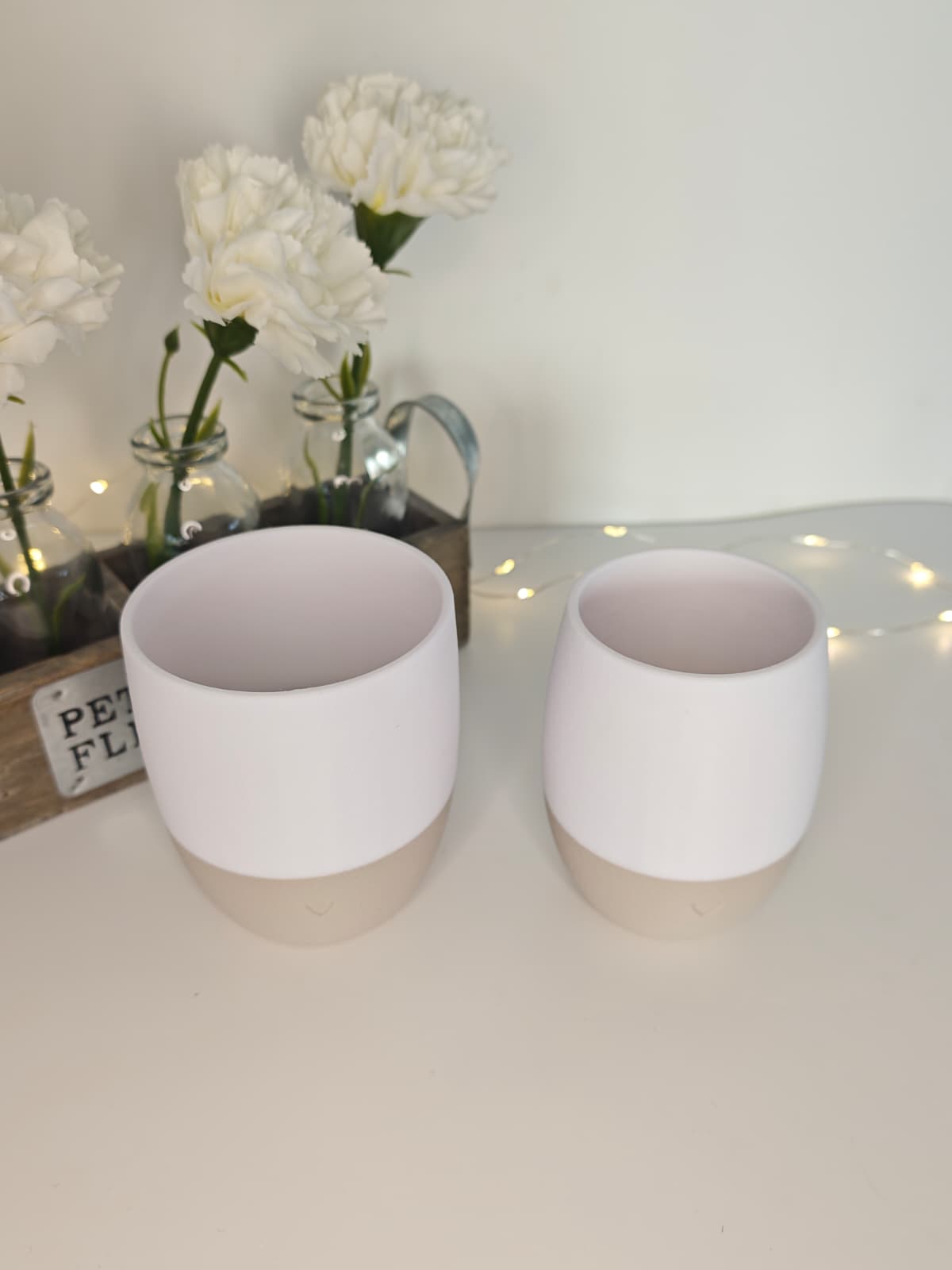 Moderner Herz-Becher im Fuzzy Skin Look – minimalistischer Dekobecher | Geschenkidee zu Ostern & Frühling