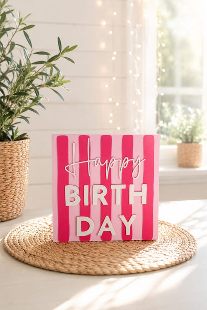 Freche Streifen – kleiner Deko-Aufsteller mit Spruch "Happy Birthday"
