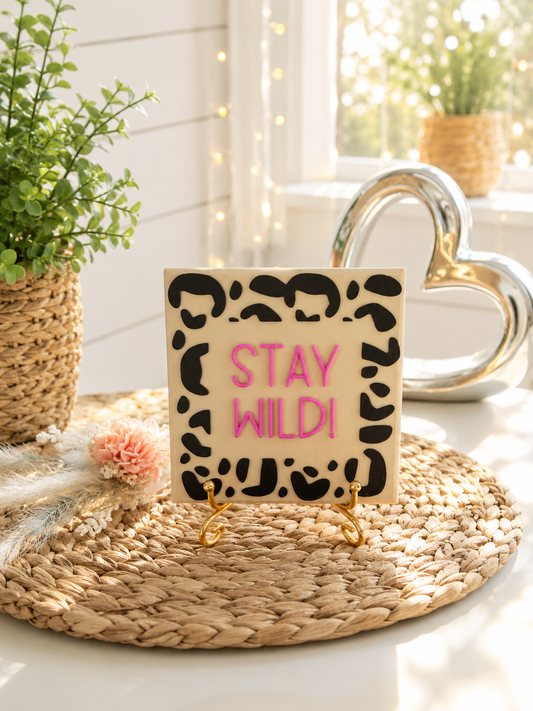 Sprüchekachel „stay wild“ von CozyLabs Design
