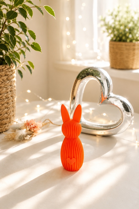 Verrückte Neon Osterdeko – Riffelhasen mit Herz von CozyLabs Design