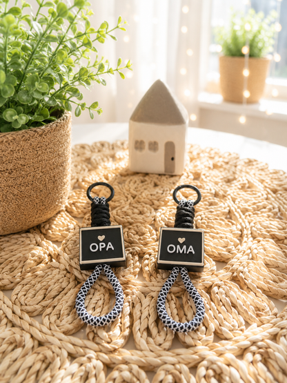 Schlüsselanhänger Familie – kleines Geschenk für Mama, Papa, Oma, Opa & Lieblingsmenschen