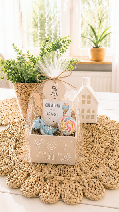 Geschenkbox zur Einschulung – kleine Stiftebox | freie Farbwahl