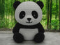 Kleiner niedlicher Panda in Strickoptik  als Geschenk, Kinderzimmer-Deko oder Sammlerfigur