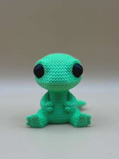 Niedlicher Gecko in Strickoptik  liebevolle Miniaturfigur mit Wunschfarbe oder Überraschung