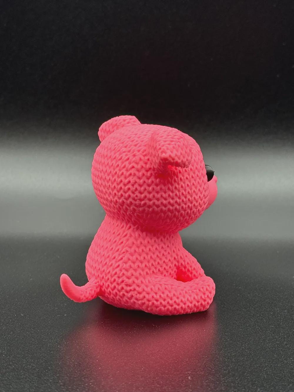 Kleiner Pitbull in Strickoptik  treue Miniaturfigur als Geschenk, Deko oder für Hundefans