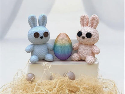 Kleiner Osterhase in Strukturoptik  liebevolle Dekofigur zu Ostern oder als Geschenk