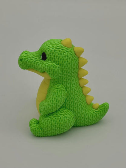 Kleiner Dino in Strickoptik  süße Miniaturfigur als Deko, Geschenk oder für Dino-Fans