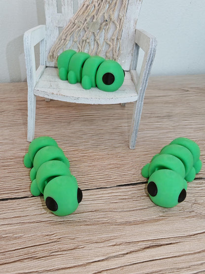 Snuggliez "Baby Raupe"  Bewegliche Flexi-Figur (3D-gedruckt) | Mini-Raupe zum Spielen, Sammeln & Verschenken | CozyLabs Design