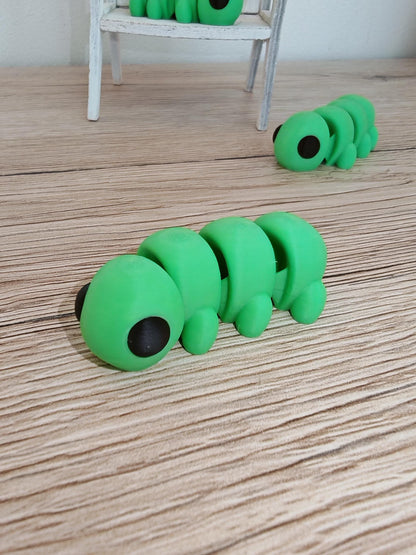 Snuggliez "Baby Raupe"  Bewegliche Flexi-Figur (3D-gedruckt) | Mini-Raupe zum Spielen, Sammeln & Verschenken | CozyLabs Design
