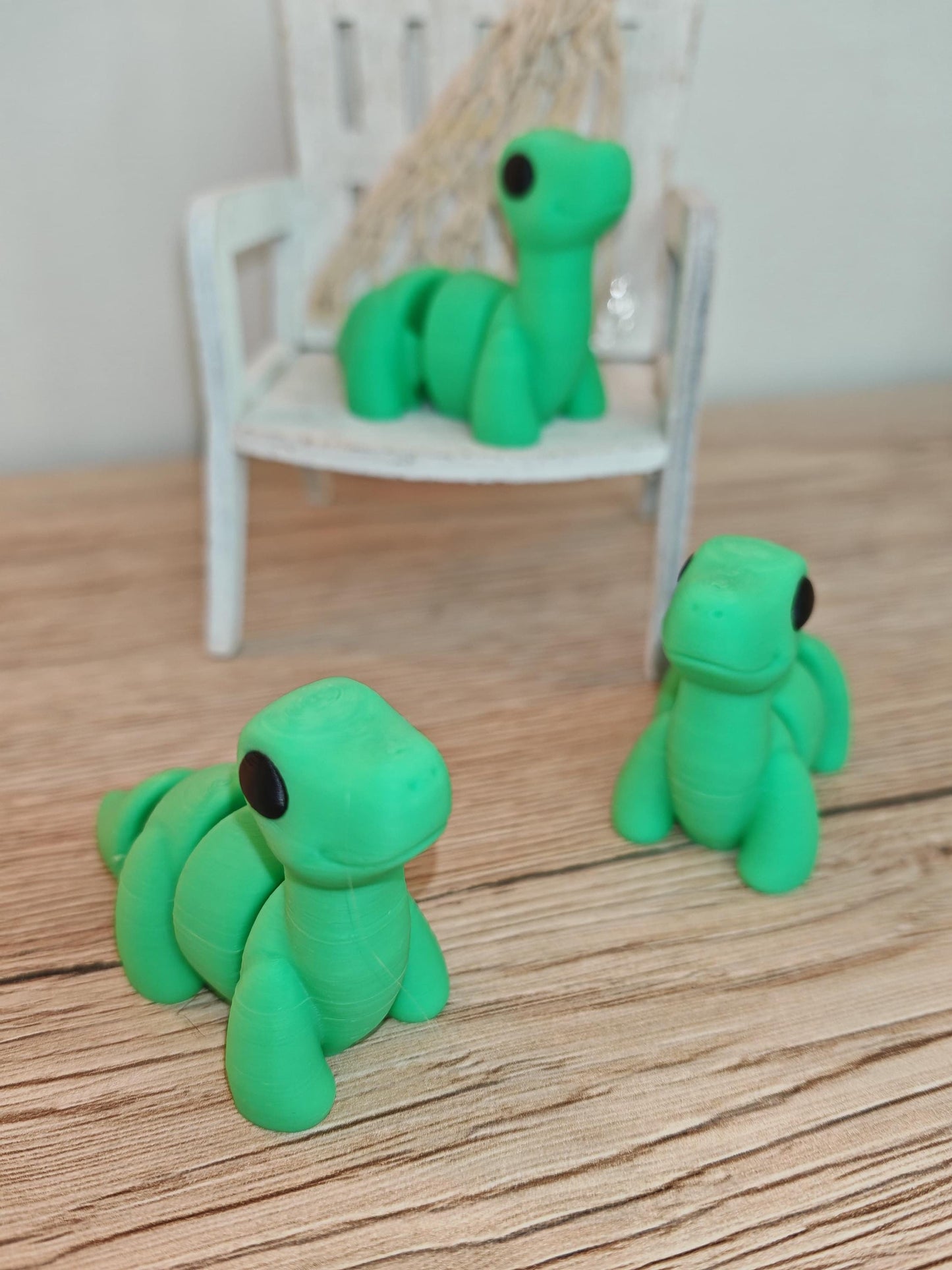 Snuggliez "Baby Brontosaurus"  Flexi-Dino-Figur (3D-gedruckt) | Beweglicher Mini-Dinosaurier | Fidget-Spielzeug | CozyLabs Design