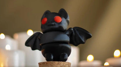 Snuggliez Baby Fledermaus“  niedliche Flexi-Figur mit Flügeln | Halloween Deko | Gothic Geschenkidee | CozyLabs Design