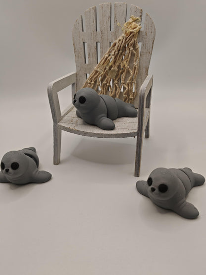 Snuggliez "Baby Seerobbe"  Bewegliche Flexi-Figur  | Mini-Robbe zum Sammeln, Spielen & Verschenken | CozyLabs Design