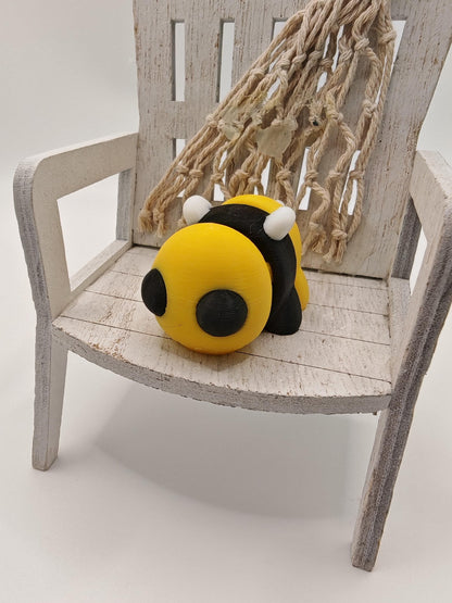 Snuggliez Baby Biene“  Flexi-Figur | Bewegliches Mini-Tier zum Spielen & Sammeln | CozyLabs Design
