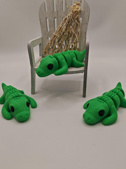 Snuggliez Baby Krokodil“  Flexi-Figur | Bewegliches Mini-Tier zum Spielen & Sammeln | CozyLabs Design